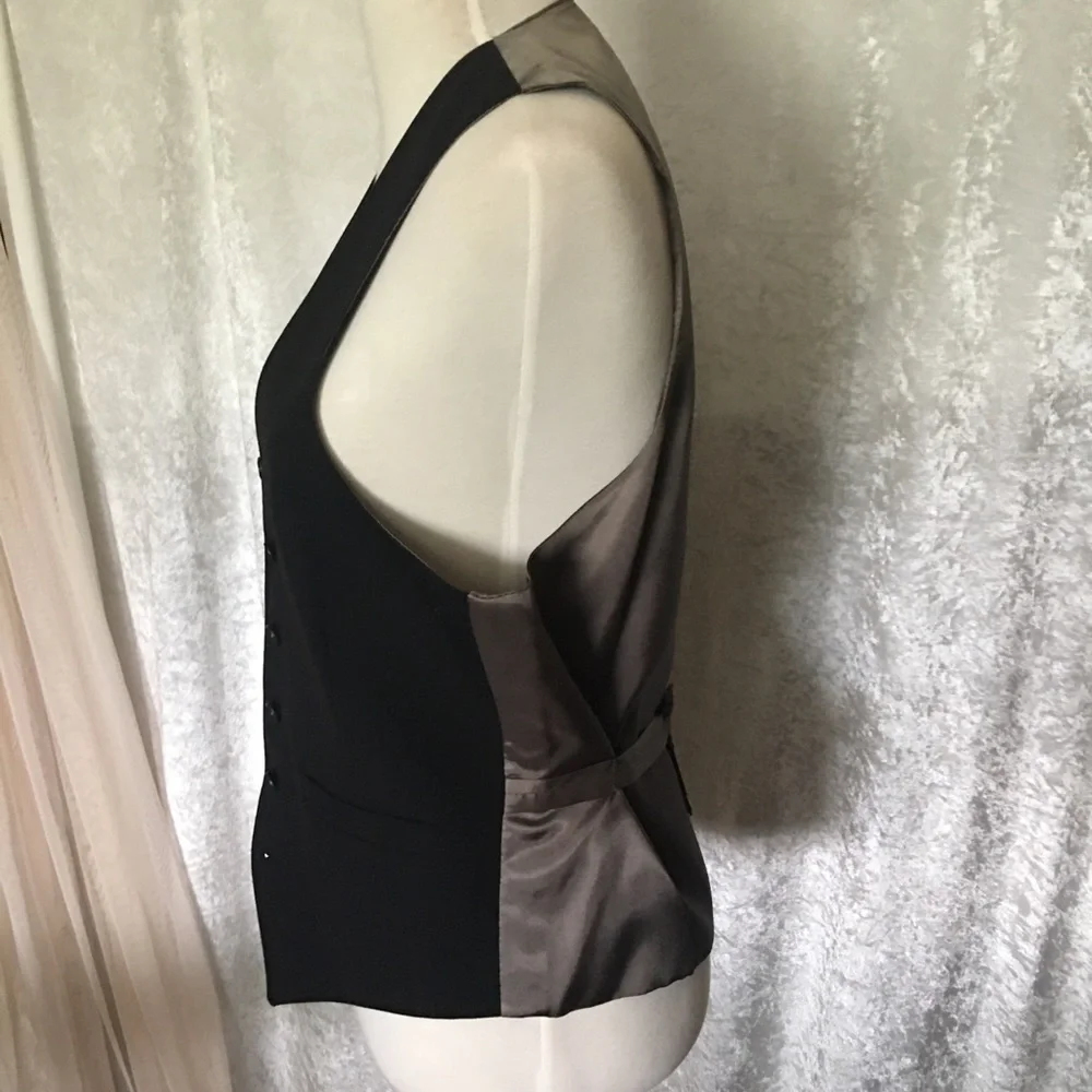 Men’s  or ladies Black and silver Vest Size M - Picture 3 of 10